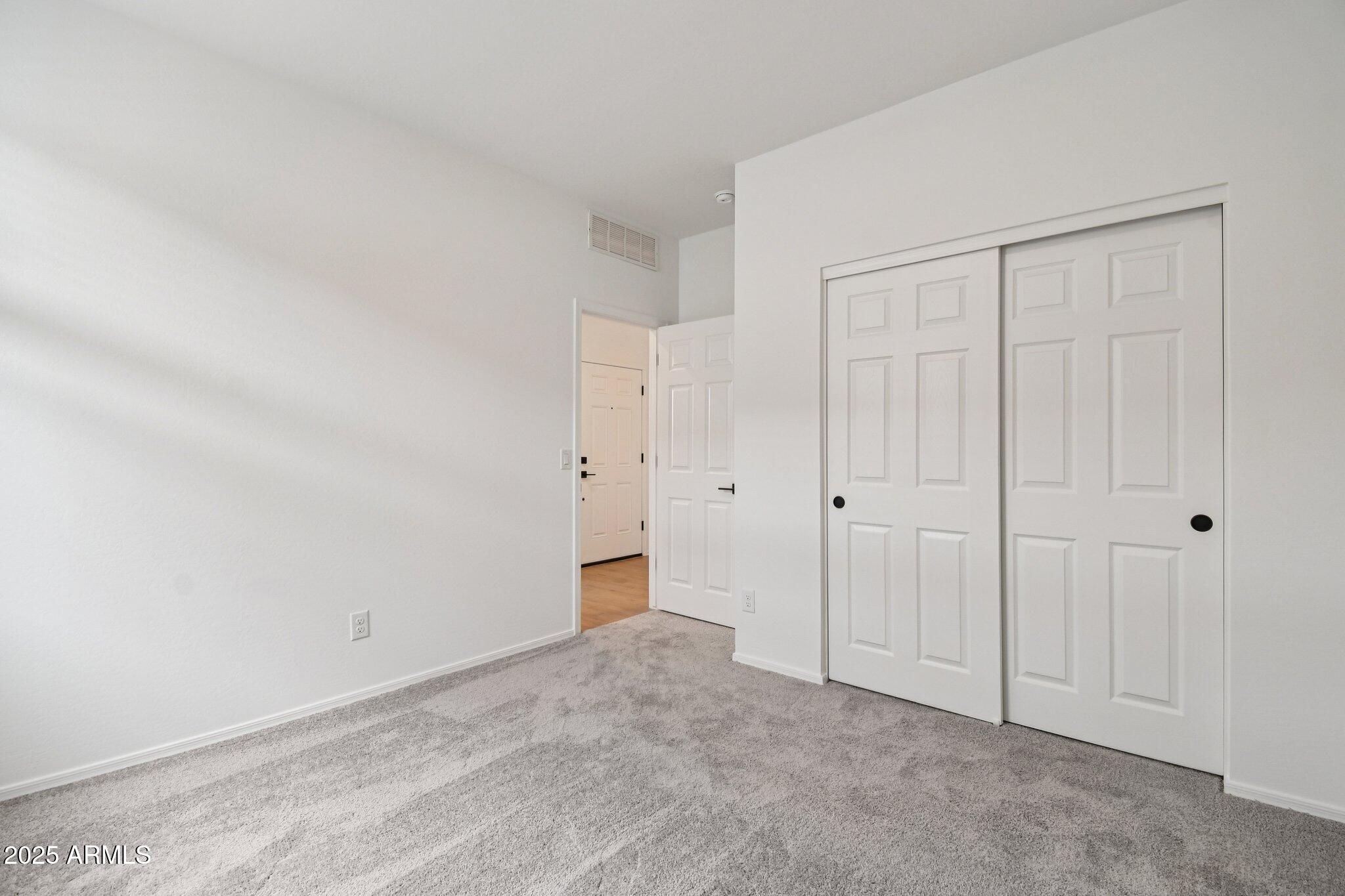 24112 W BOWKER Street