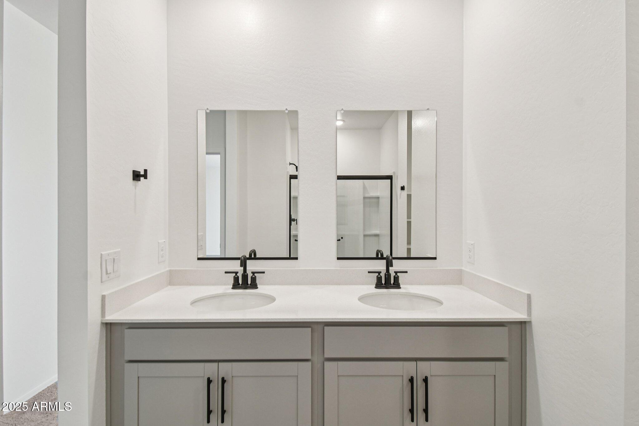 24112 W BOWKER Street