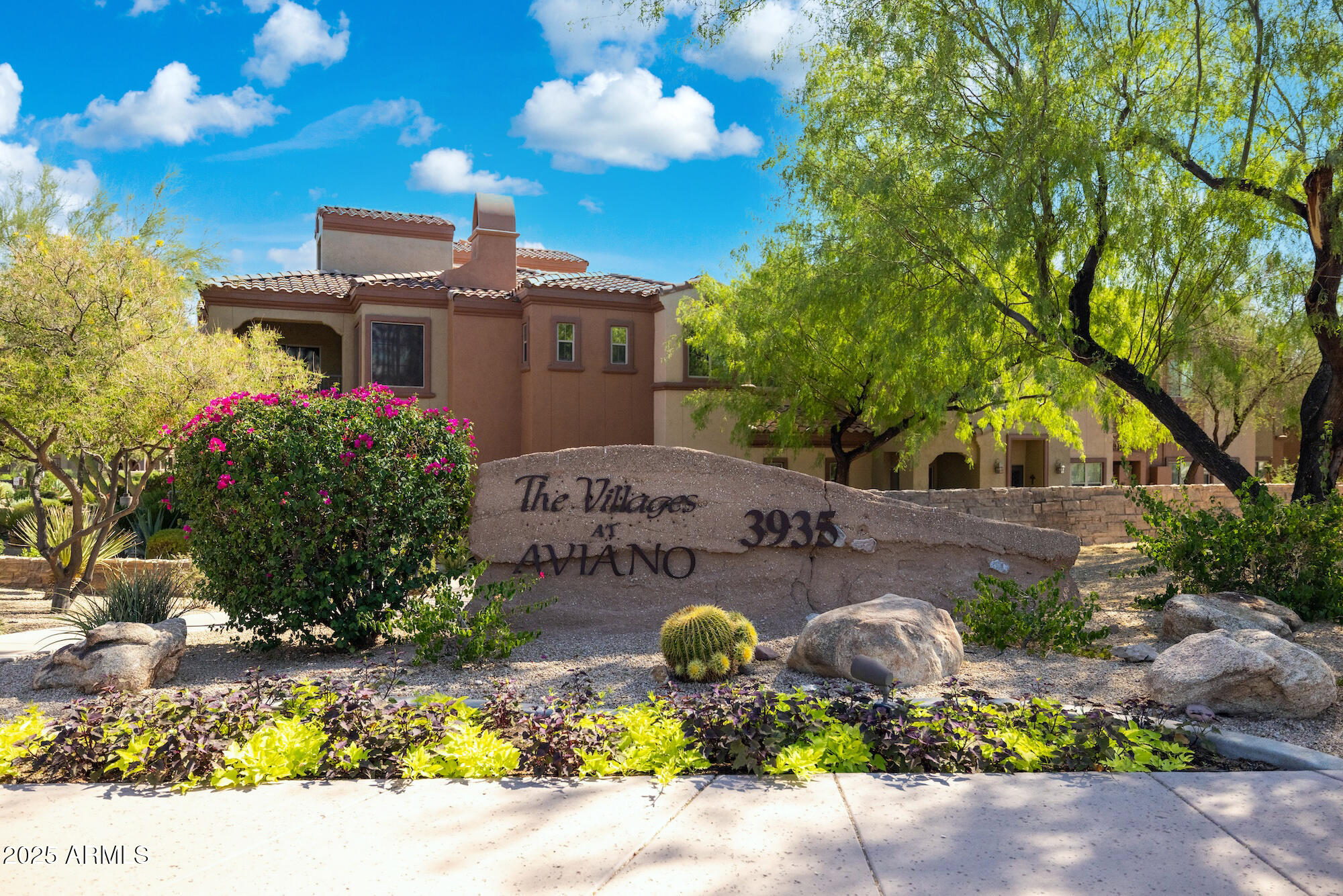3935 E ROUGH RIDER Road, 1024