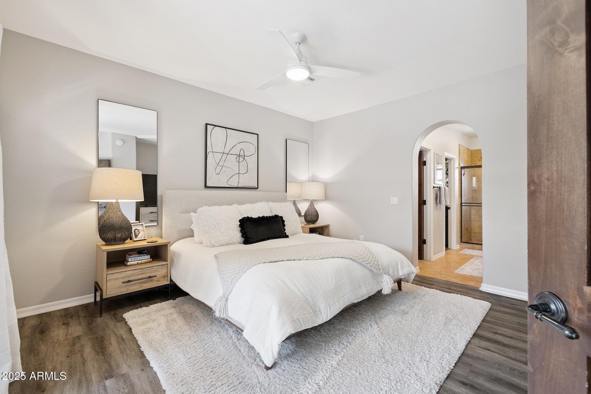 3935 E ROUGH RIDER Road, 1024