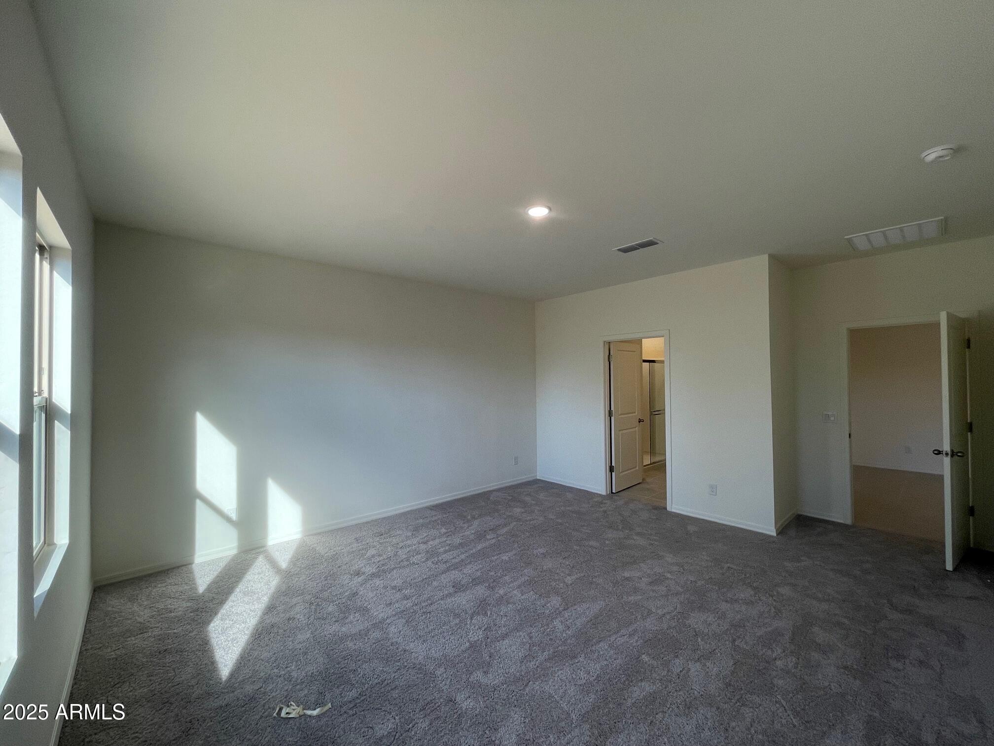 38226 N ROUNDUP Road