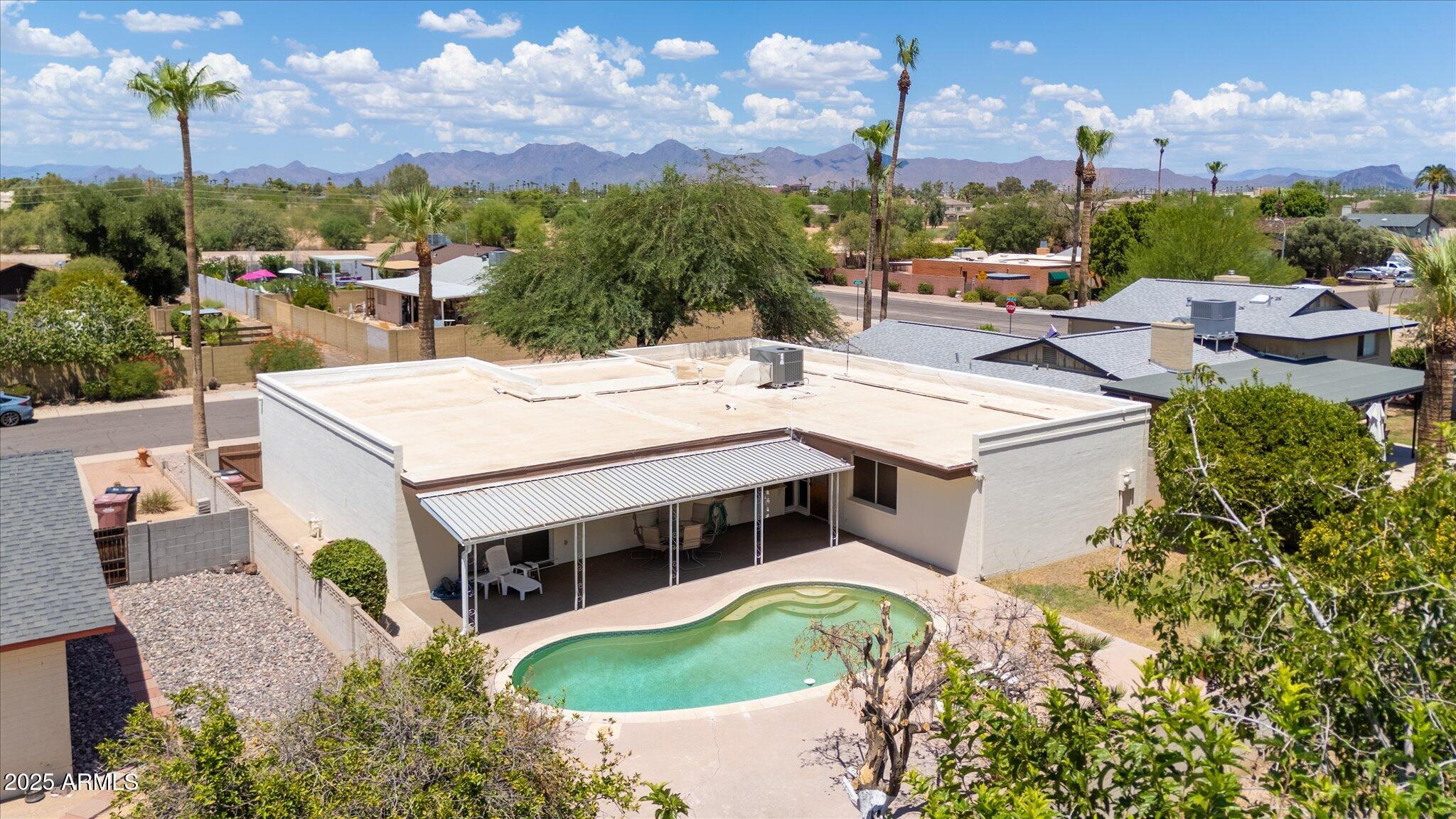8331 E REDWING Road