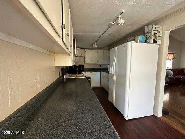 3018 W TONOPAH Drive