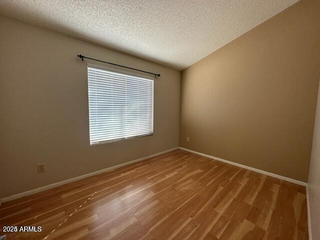 3018 W TONOPAH Drive