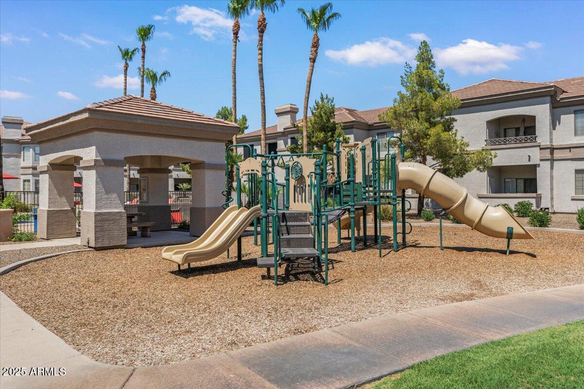 1941 S PIERPONT Drive, 2032