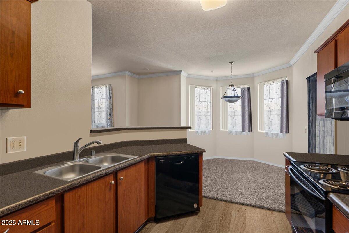 1941 S PIERPONT Drive, 2032