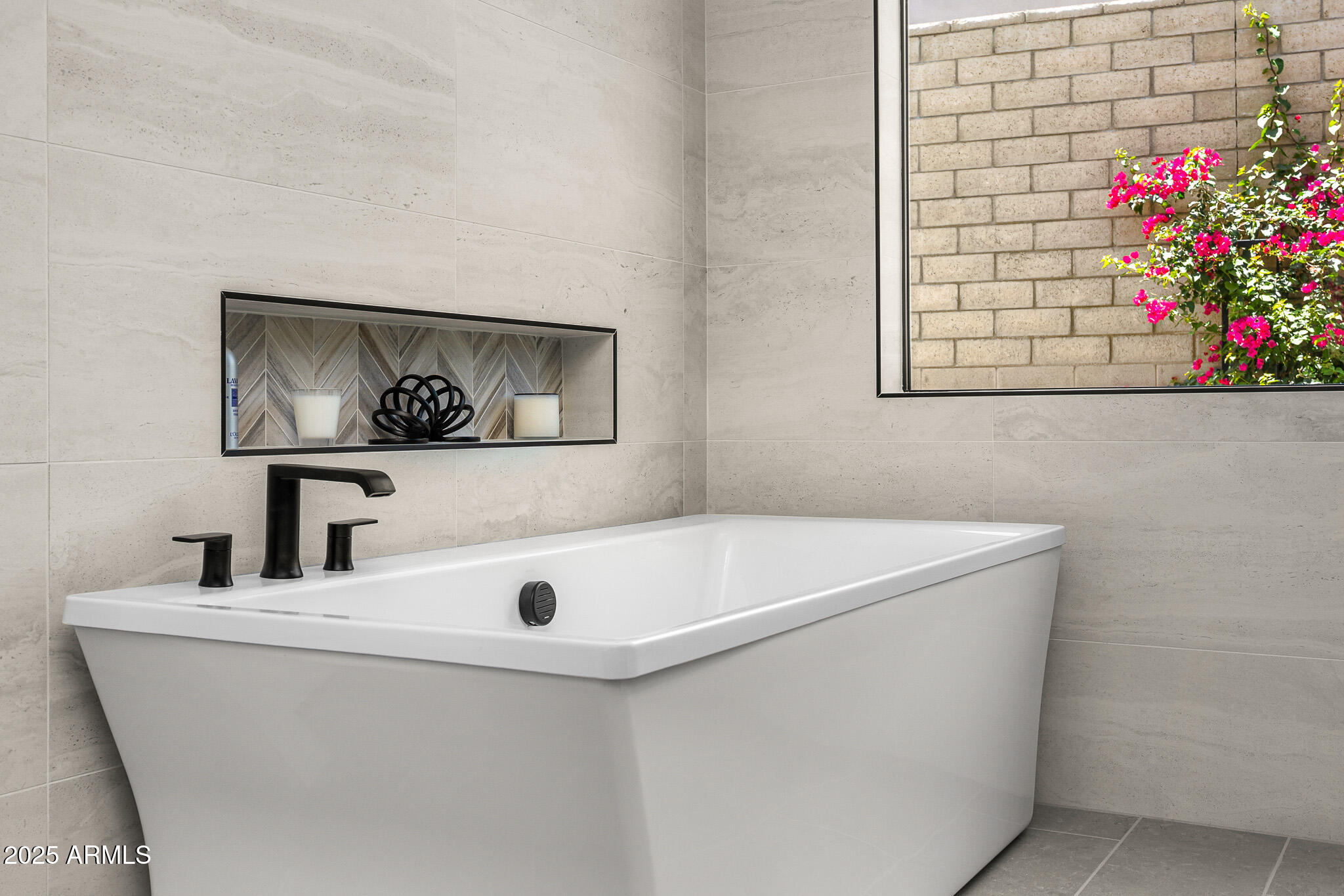 13195 E JUAN TABO Road