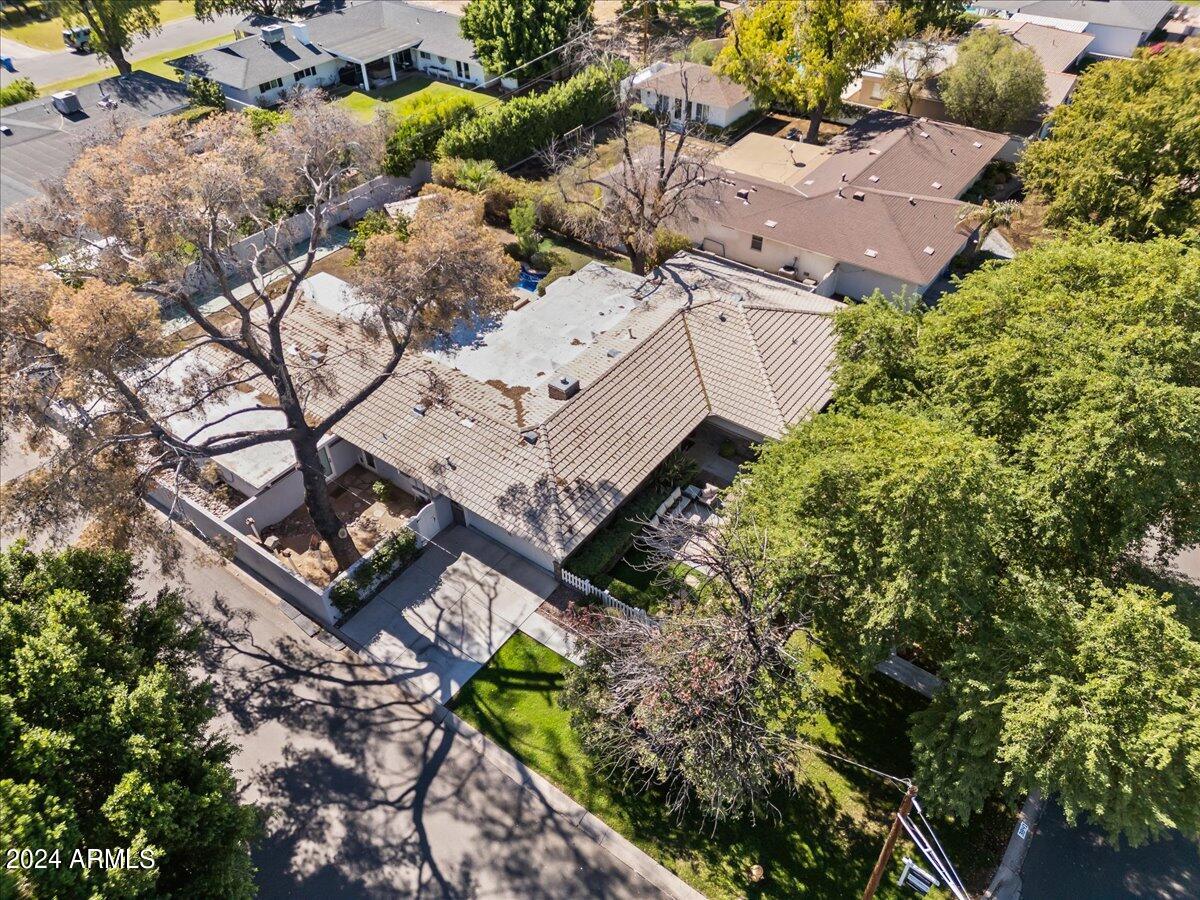 3841 E ELM Street