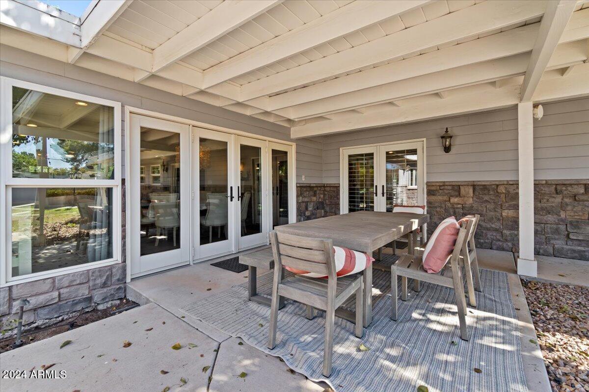 3841 E ELM Street