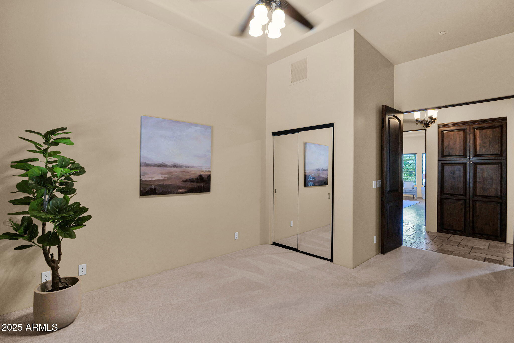 3254 N LADERA Circle