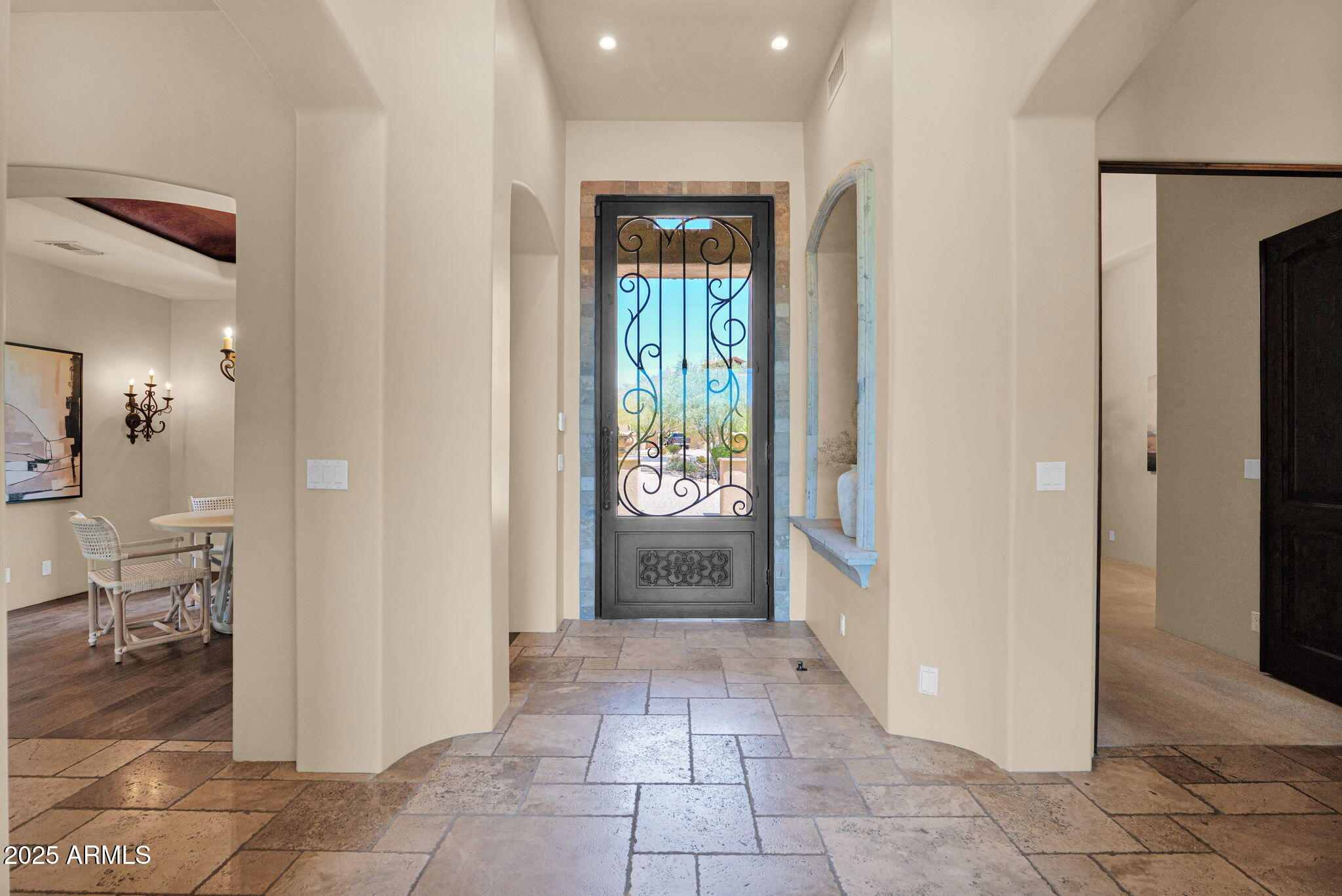 3254 N LADERA Circle