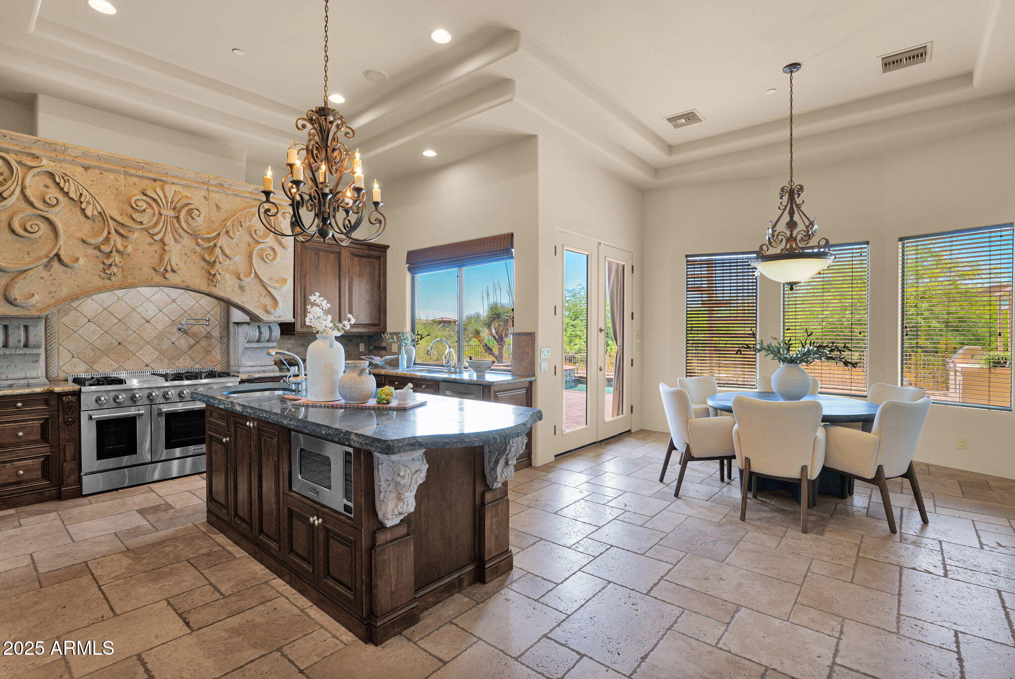 3254 N LADERA Circle