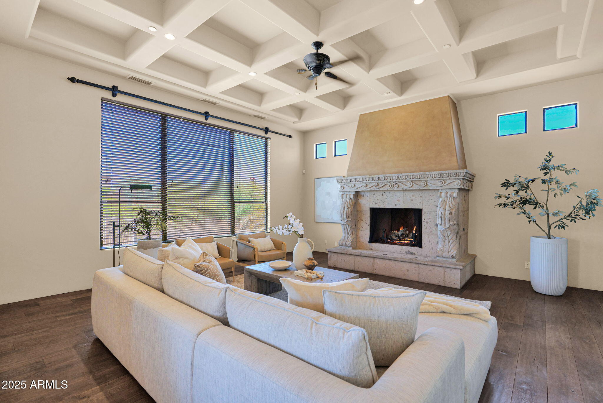 3254 N LADERA Circle