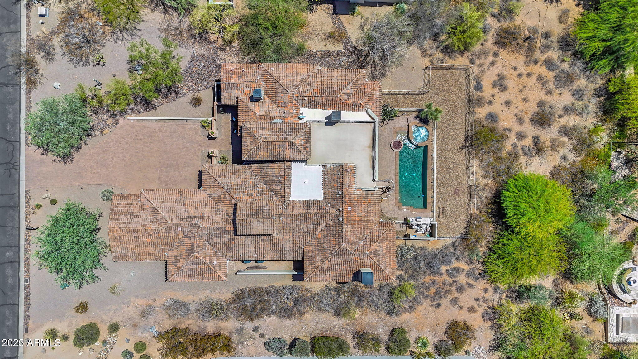 3254 N LADERA Circle