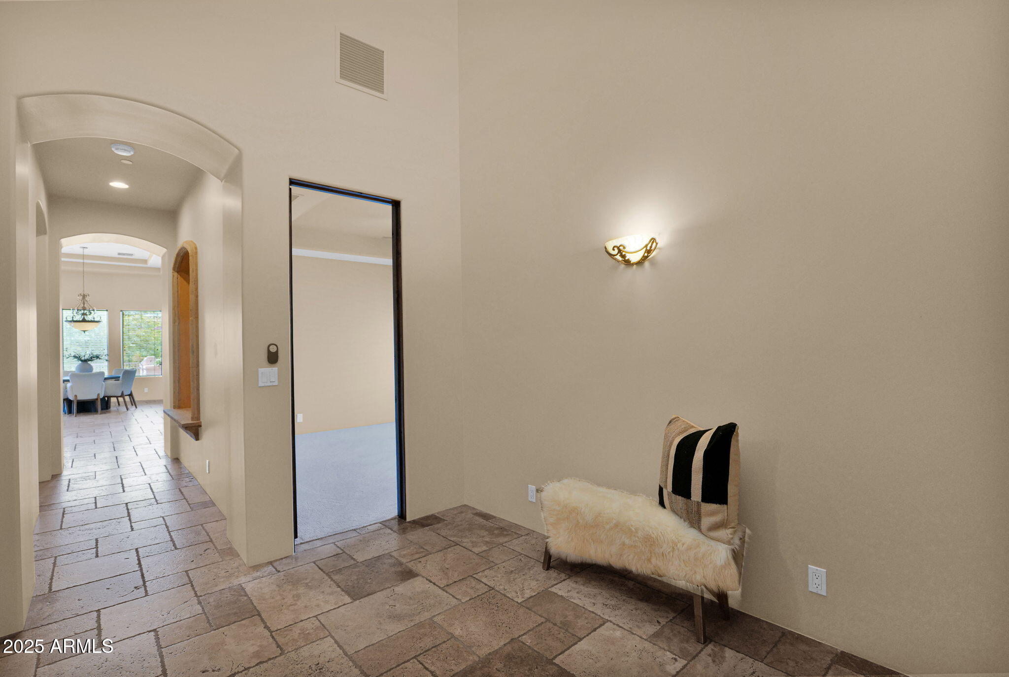 3254 N LADERA Circle