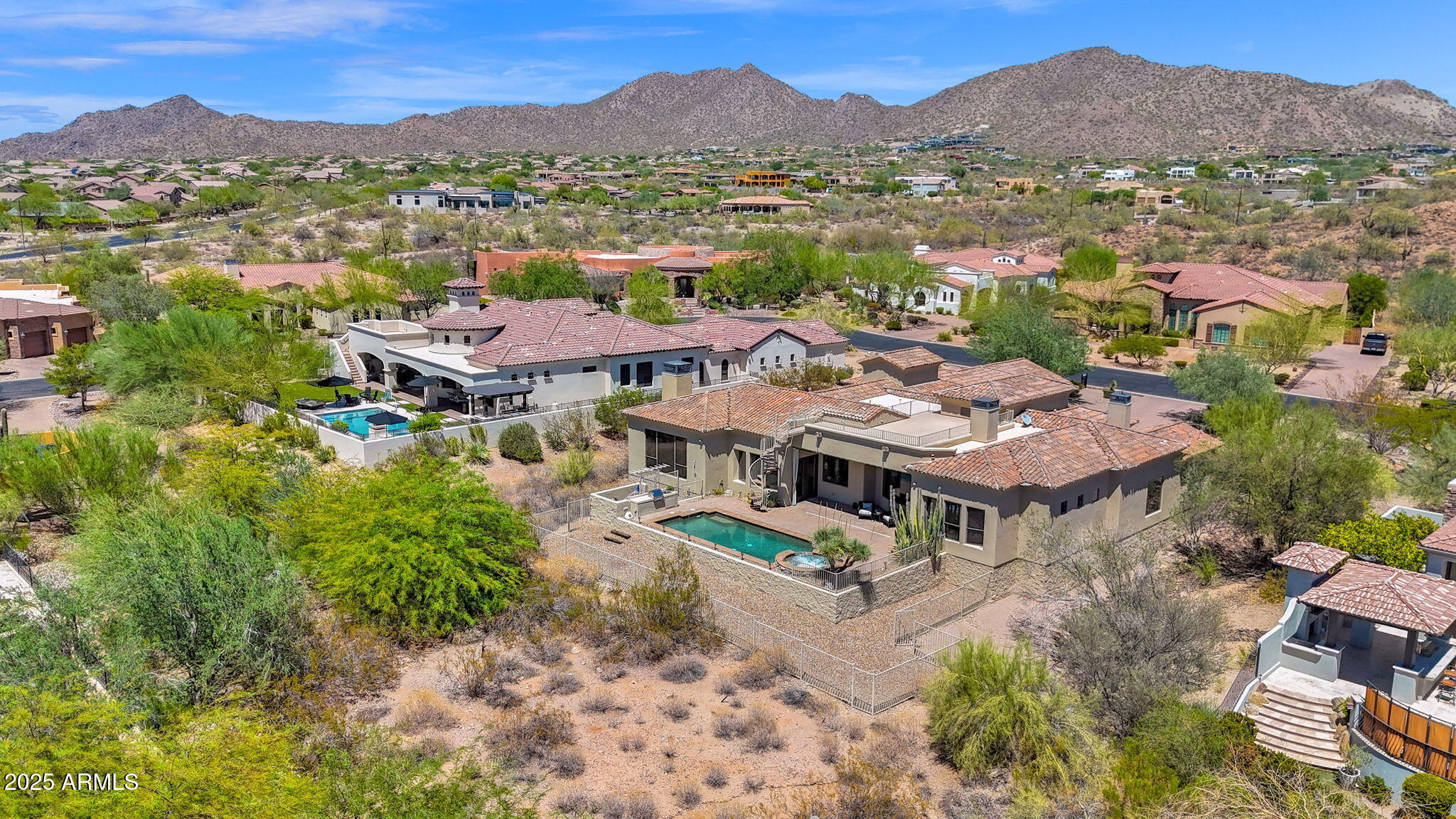 3254 N LADERA Circle