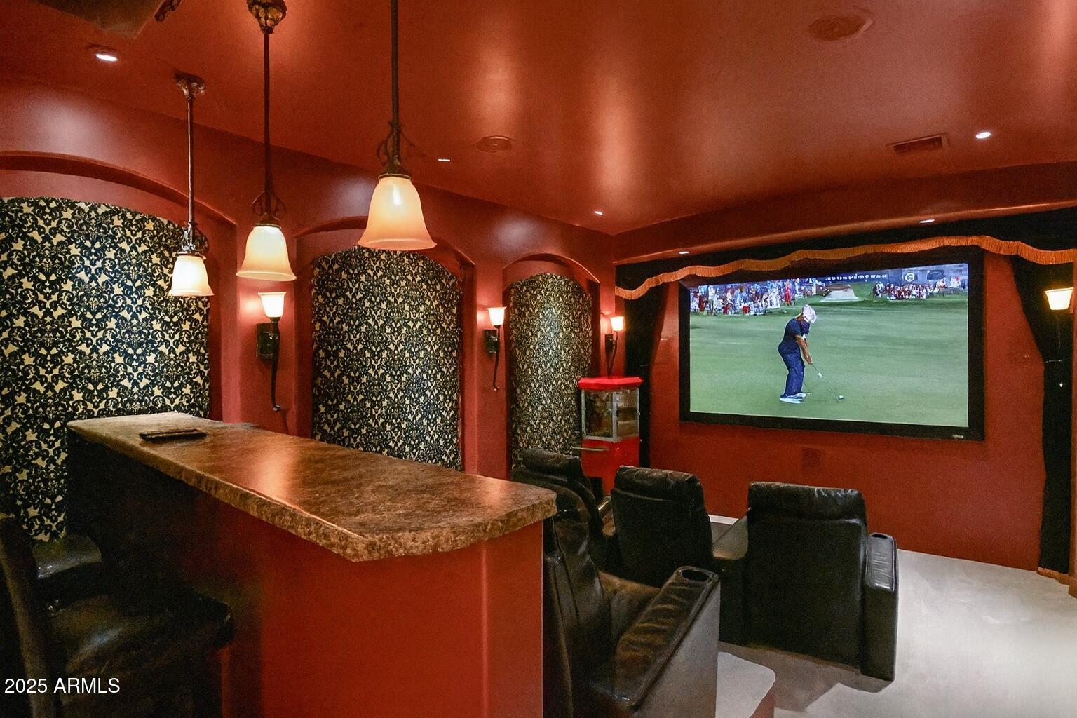 3254 N LADERA Circle