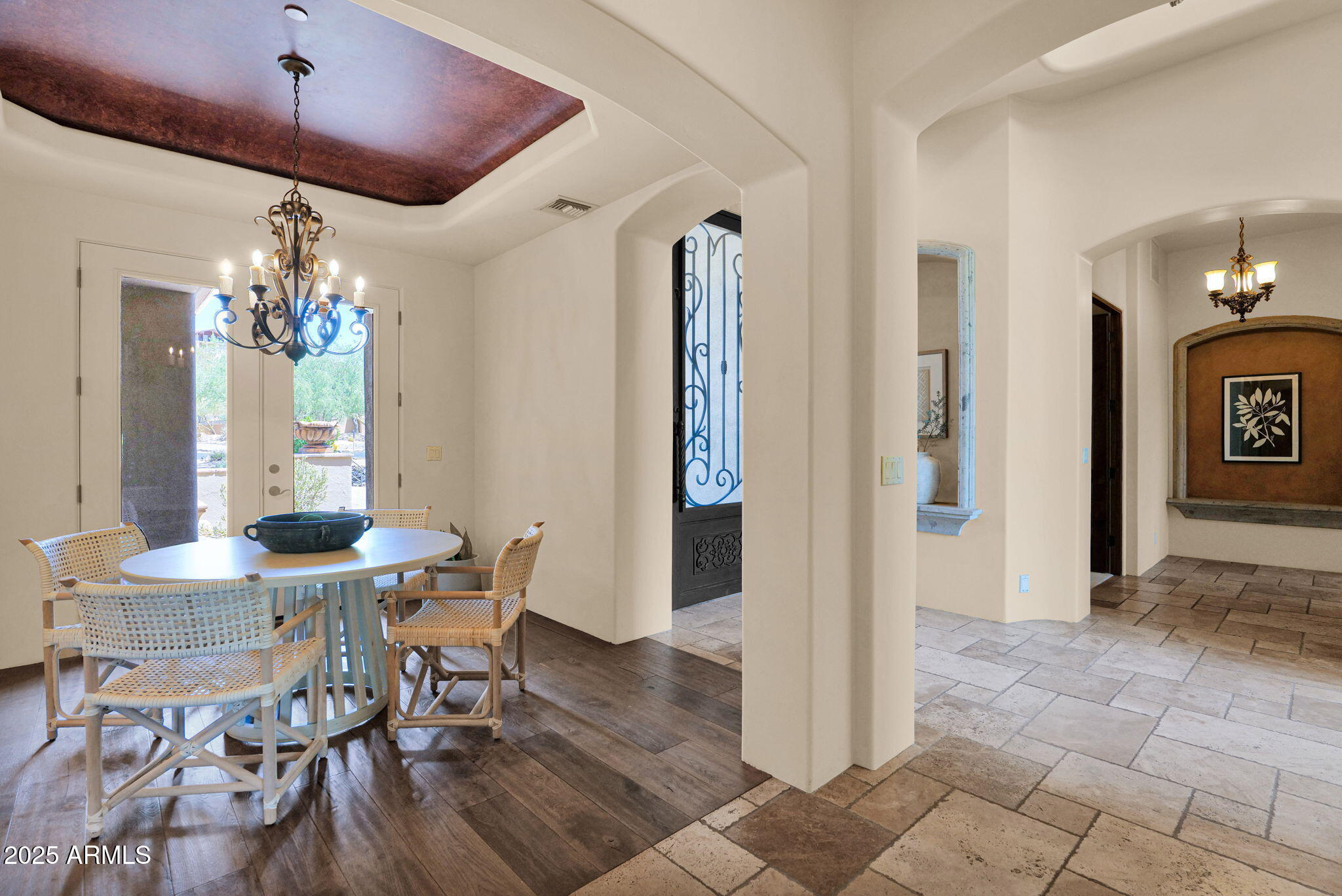 3254 N LADERA Circle