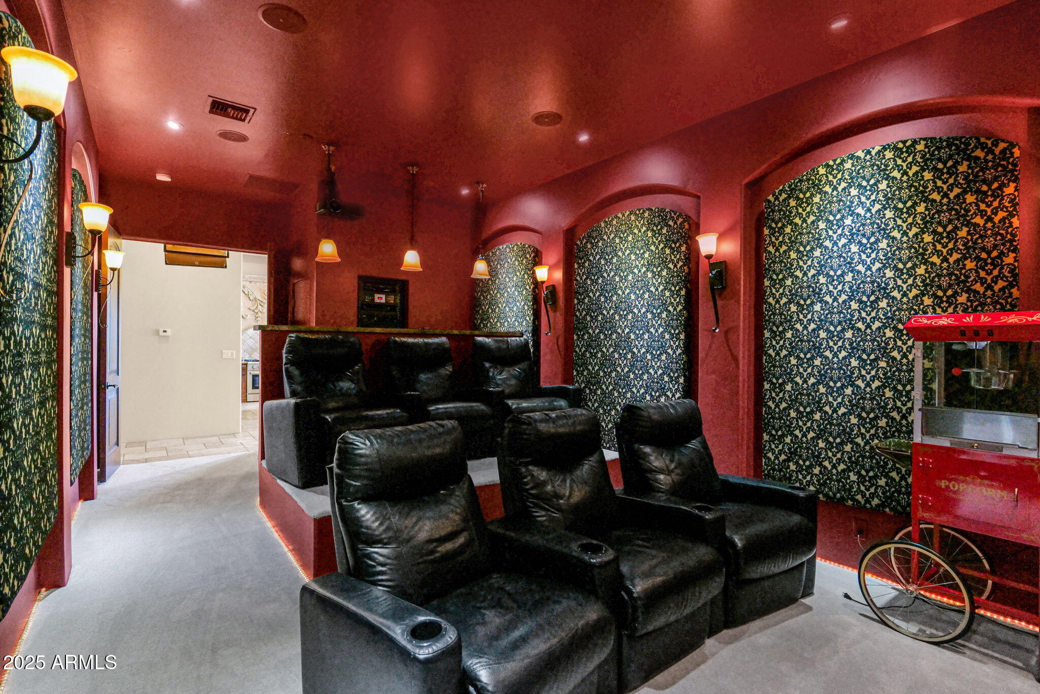 3254 N LADERA Circle