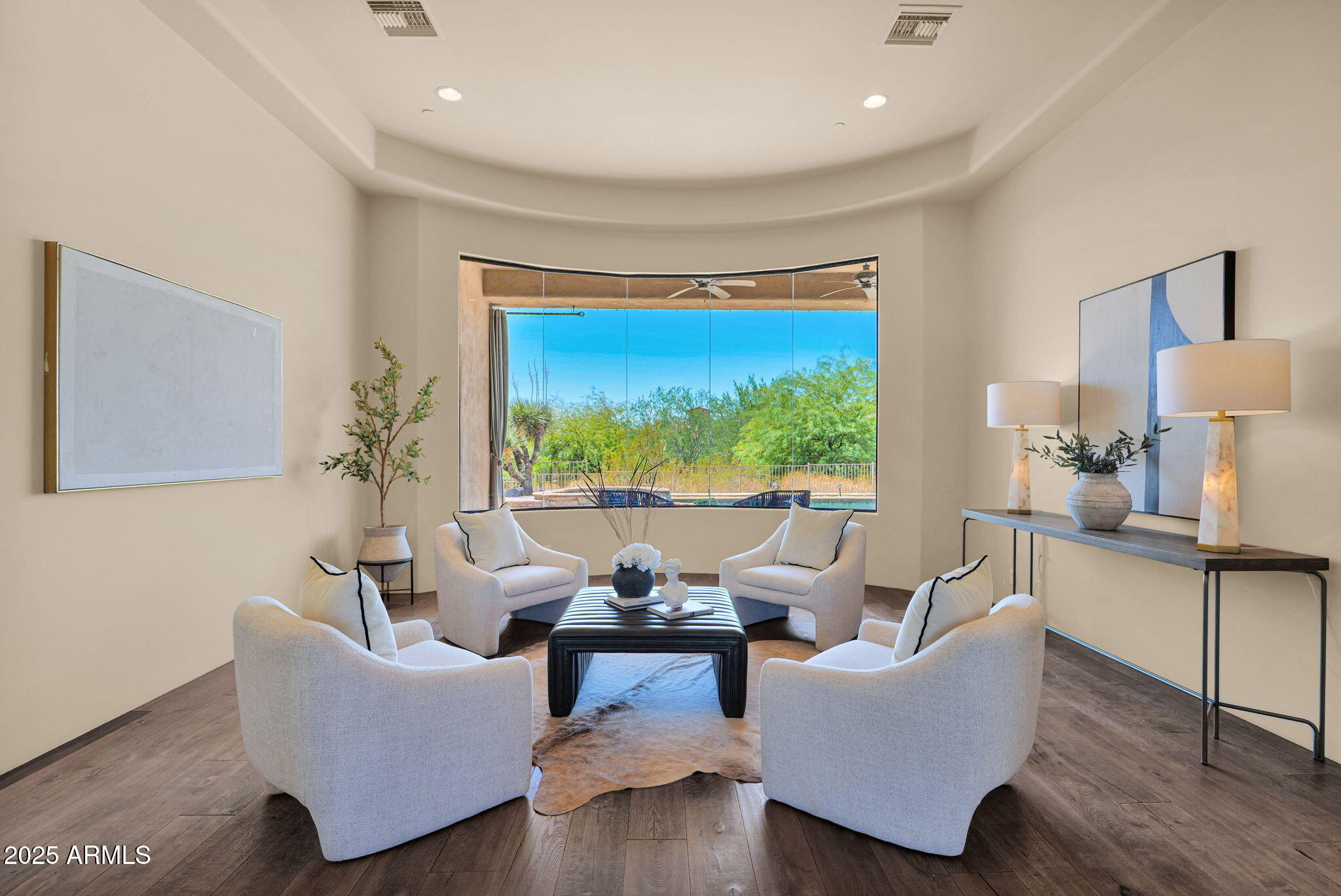 3254 N LADERA Circle