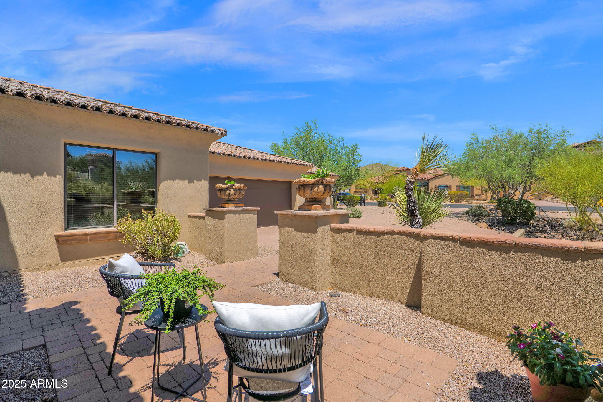 3254 N LADERA Circle