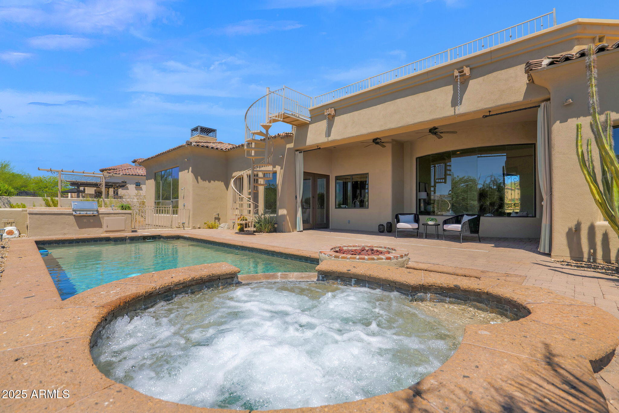 3254 N LADERA Circle