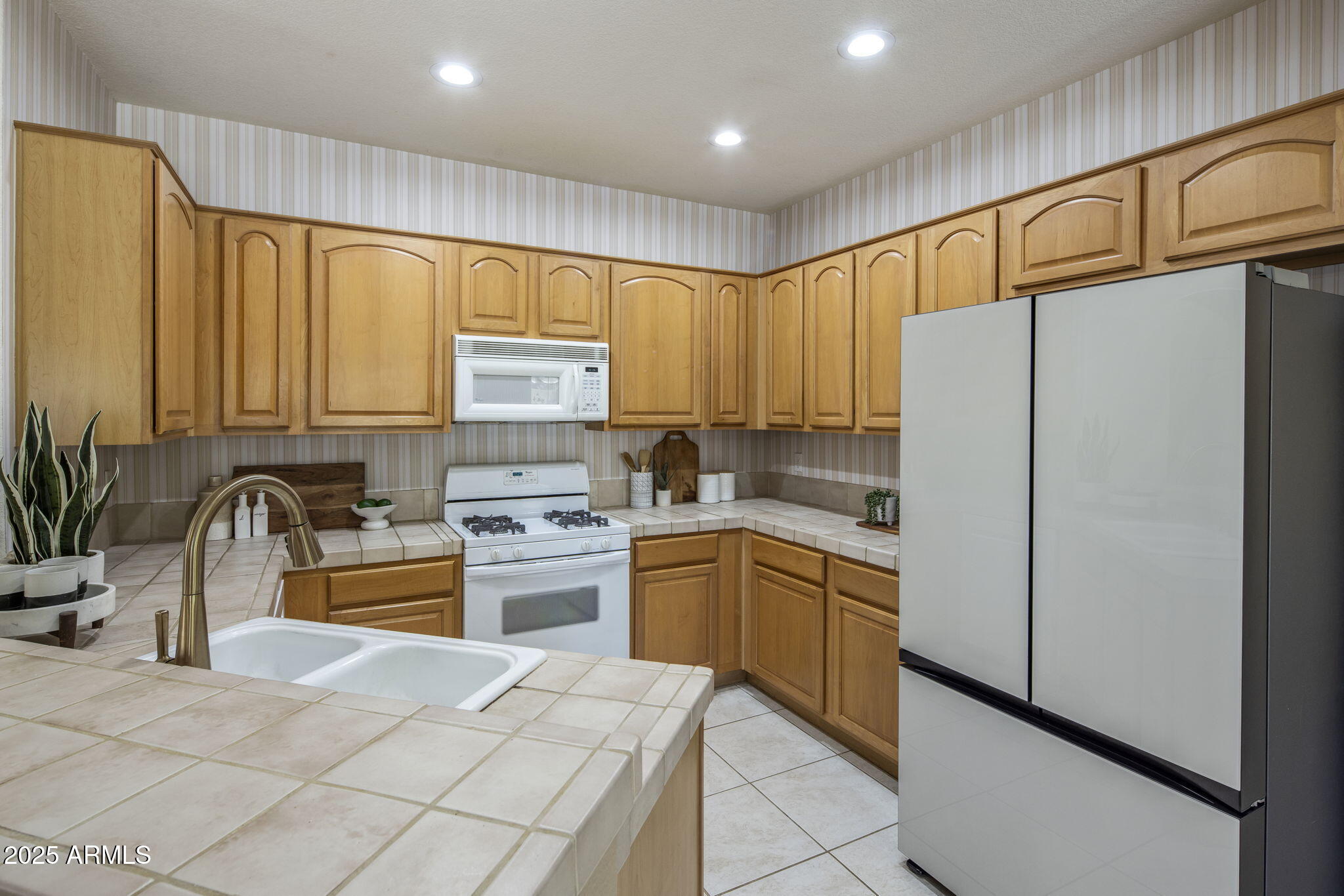 14274 W WELDON Avenue