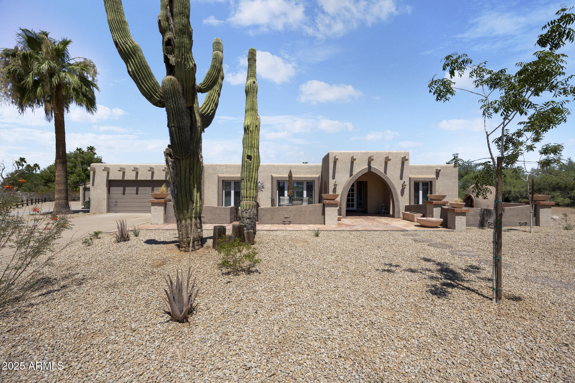 8426 E PARADISE Drive