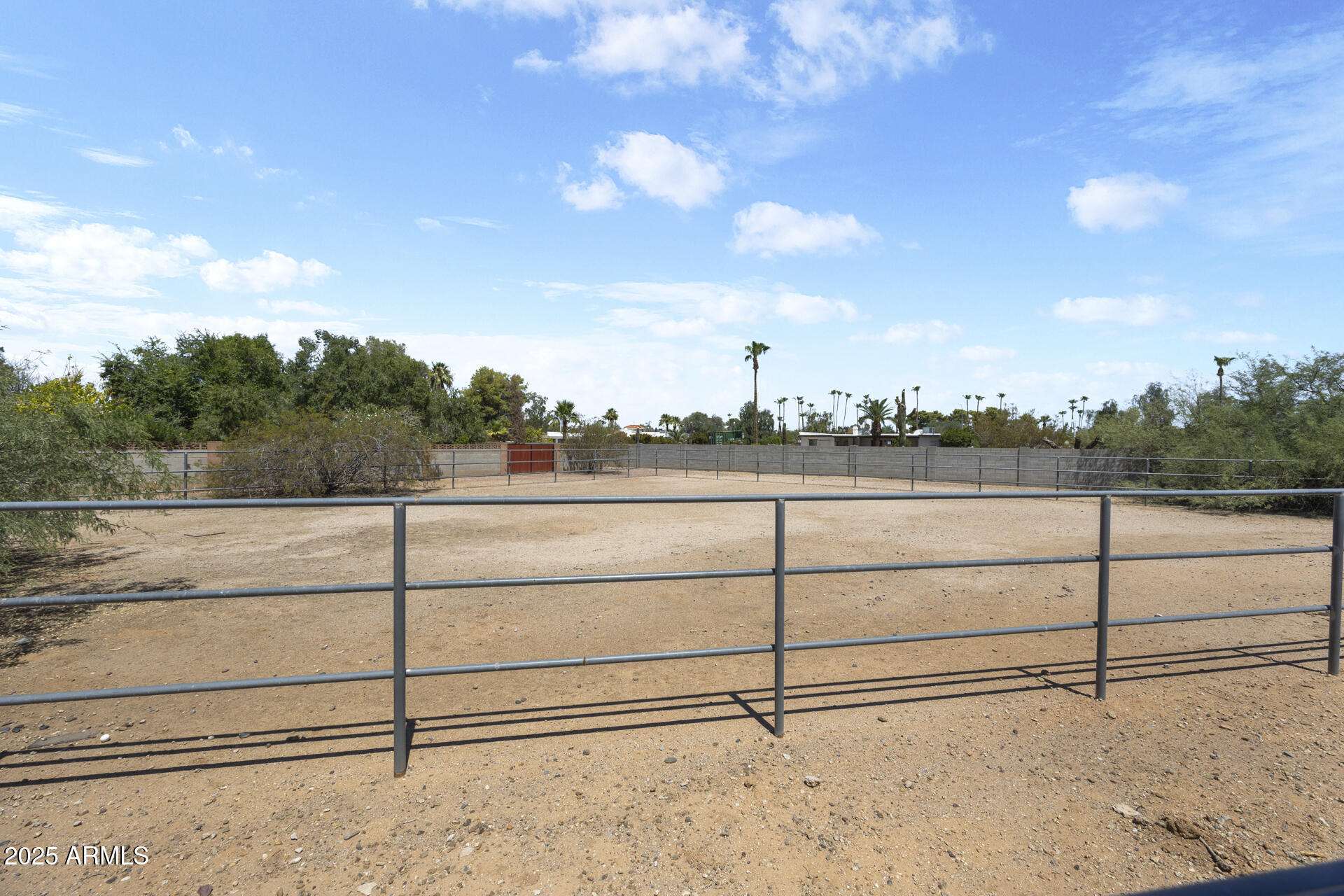 8426 E PARADISE Drive