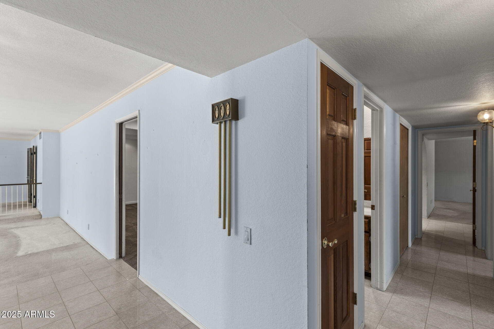 8426 E PARADISE Drive