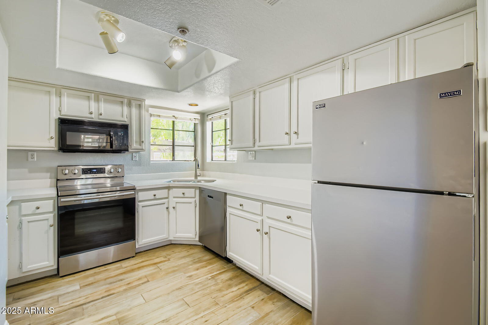 6885 E COCHISE Road, 143