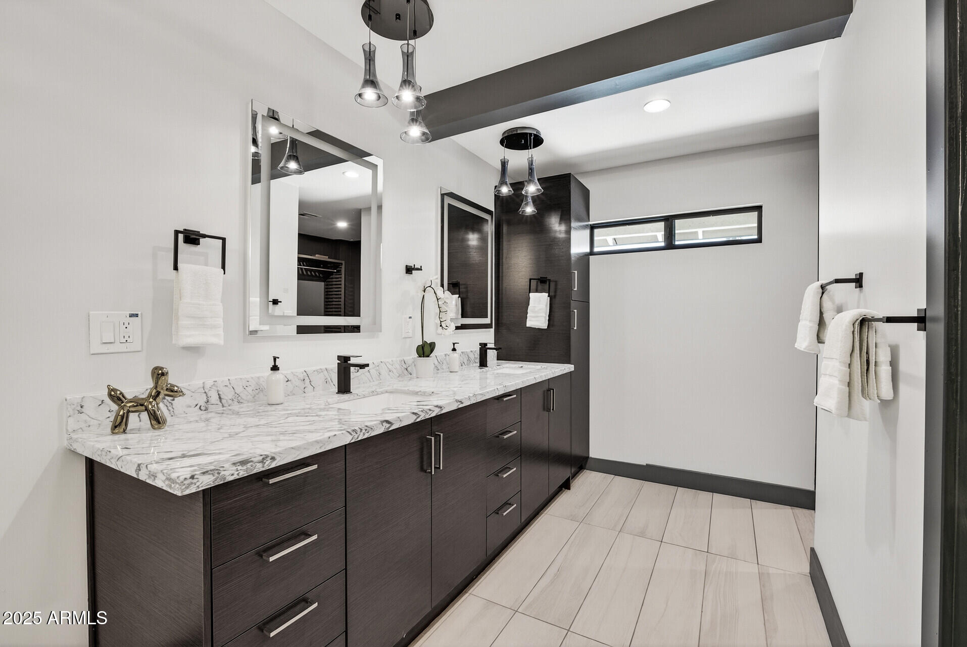 711 W NORTHERN Avenue