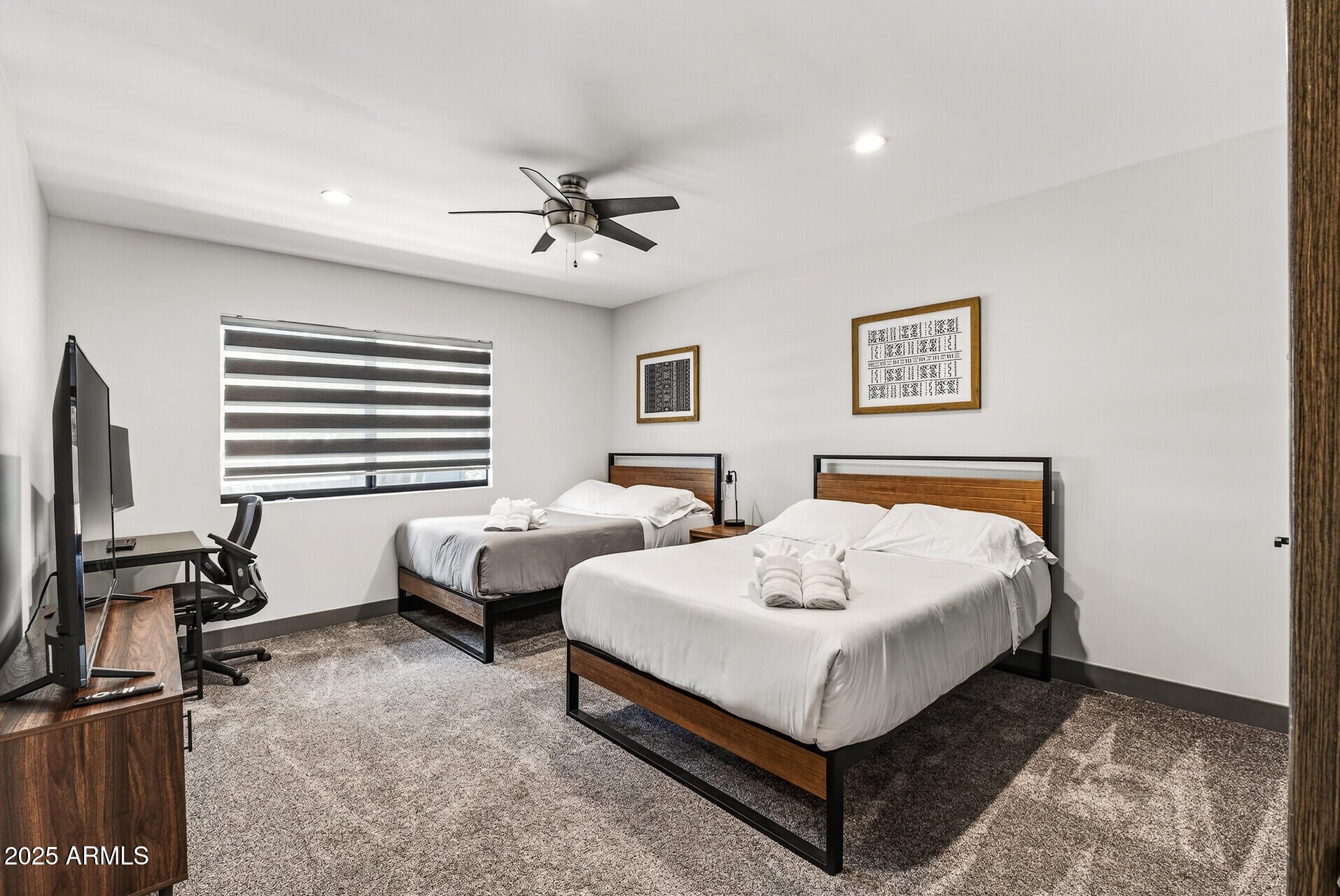 711 W NORTHERN Avenue