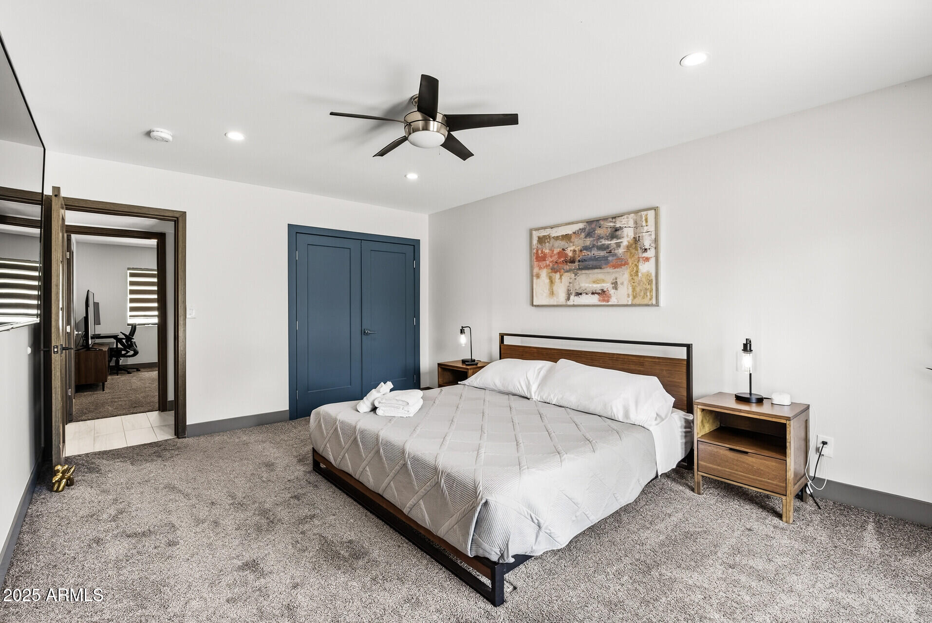 711 W NORTHERN Avenue