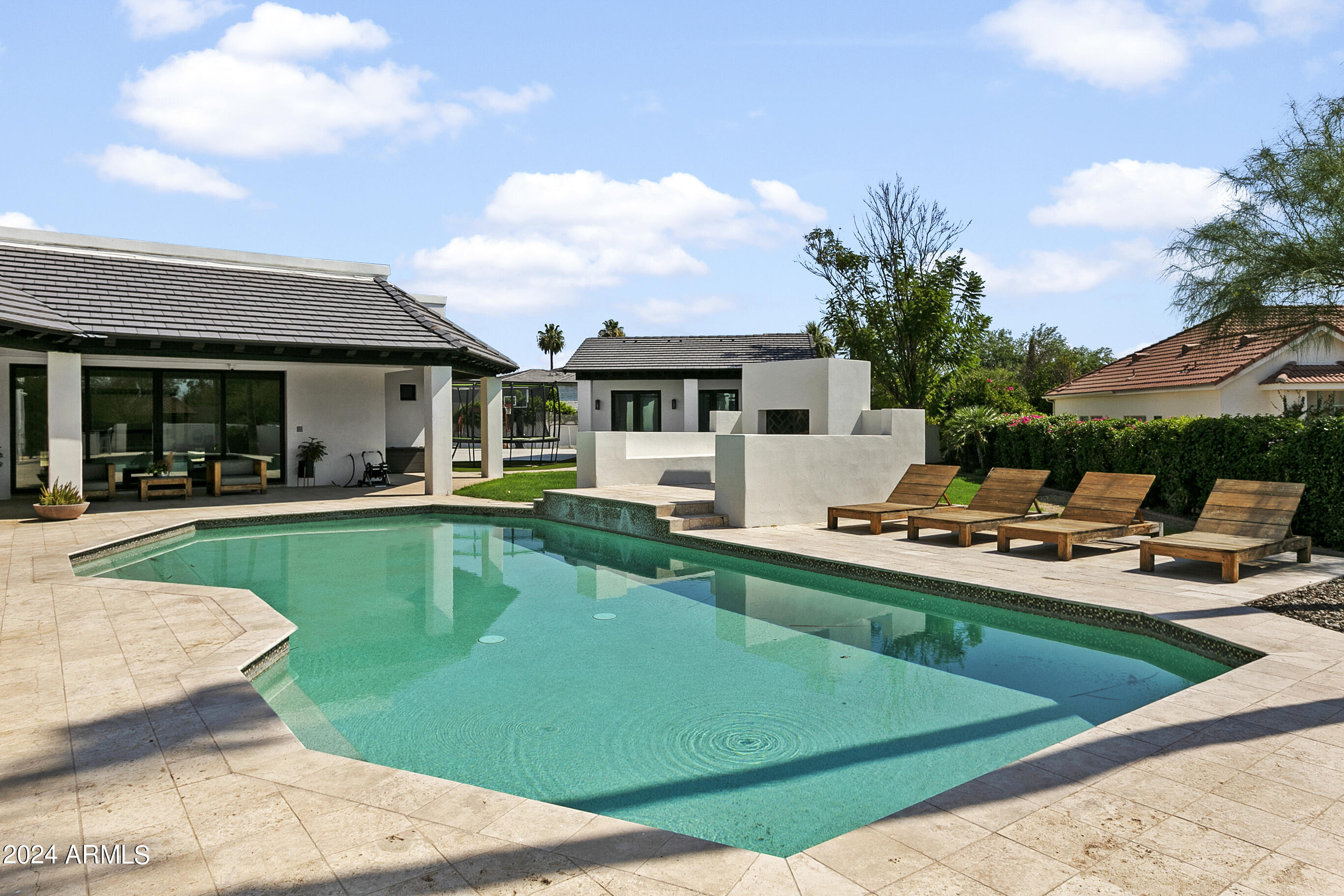 6718 E San Juan Avenue