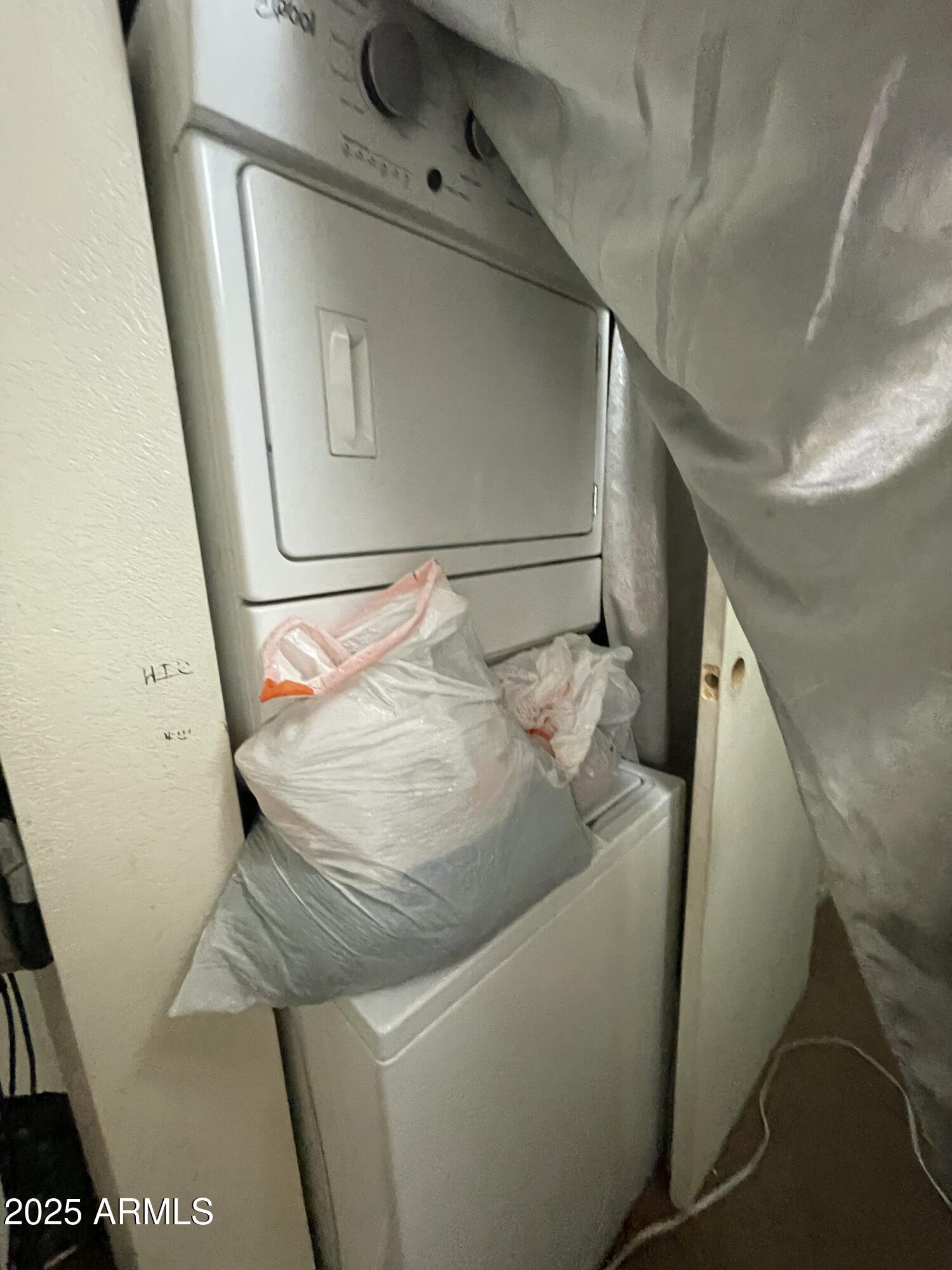 2822 E KATHLEEN Road