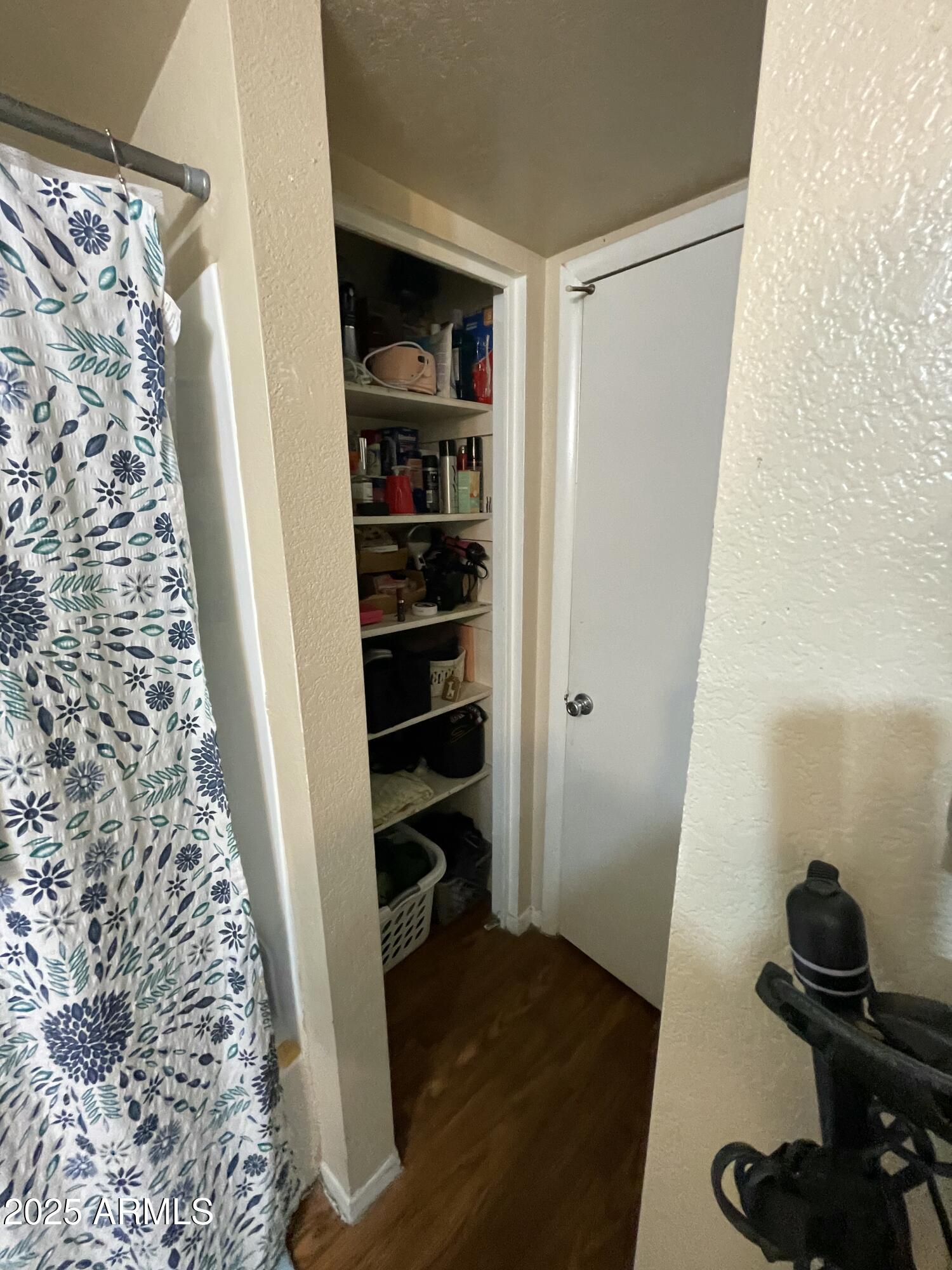 2822 E KATHLEEN Road