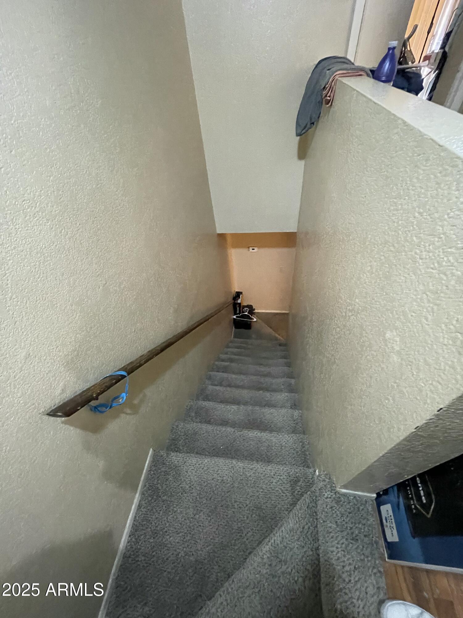 2822 E KATHLEEN Road