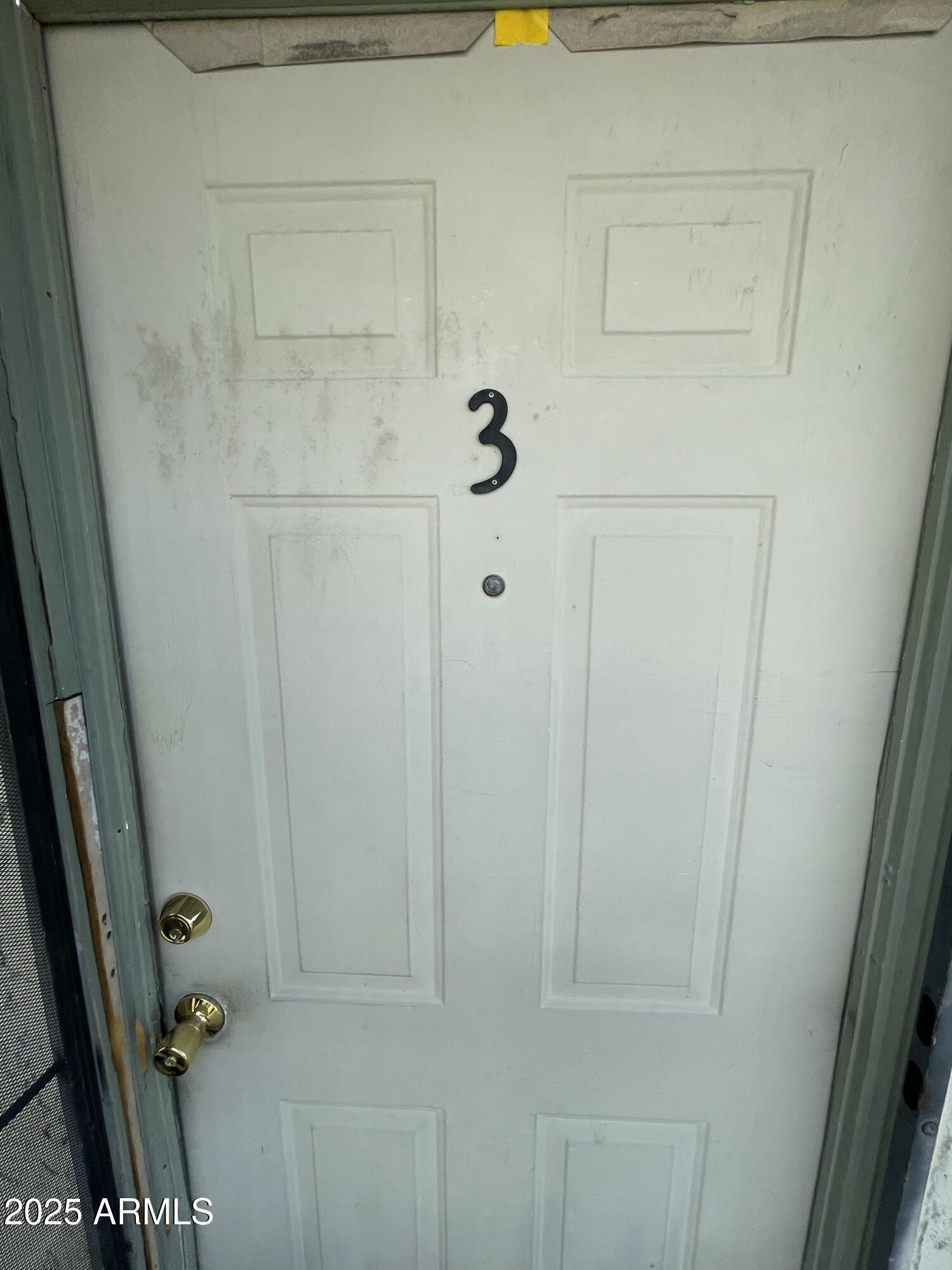 3319 W HARMONT Drive