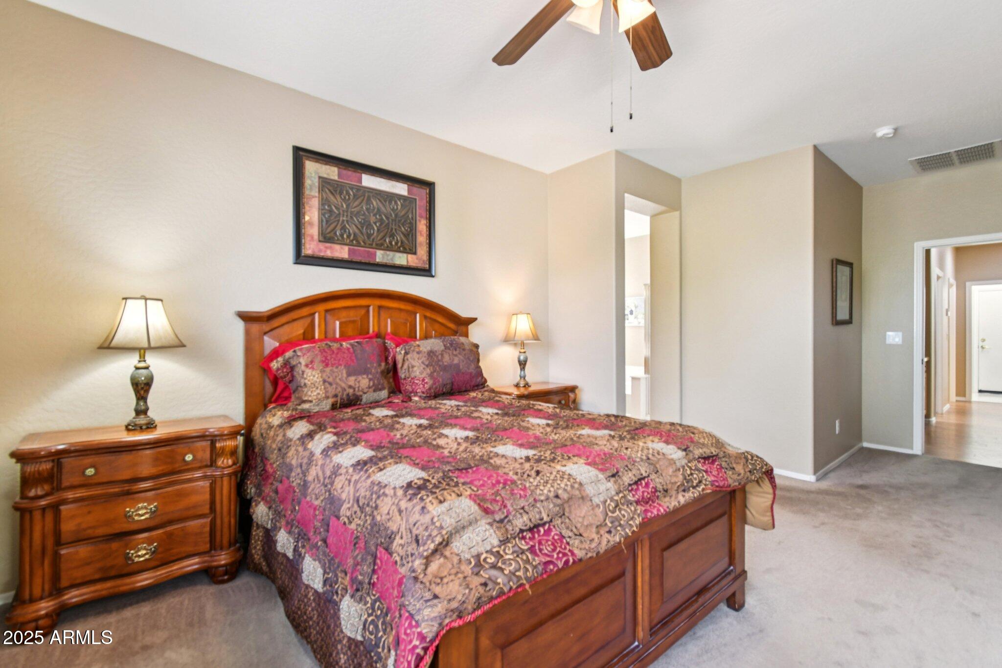 2533 W KIT CARSON Trail