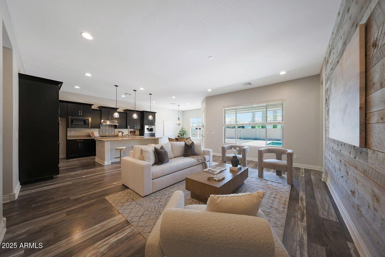 10559 E DIFFRACTION Avenue