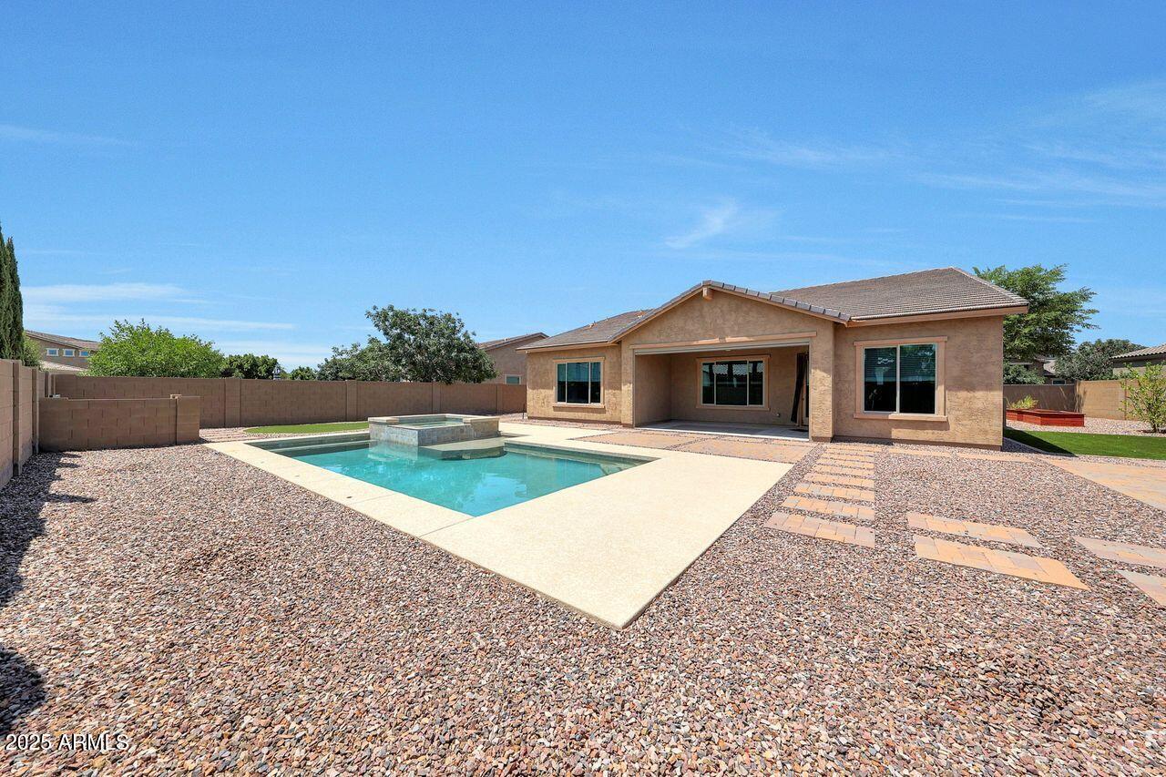 10559 E DIFFRACTION Avenue