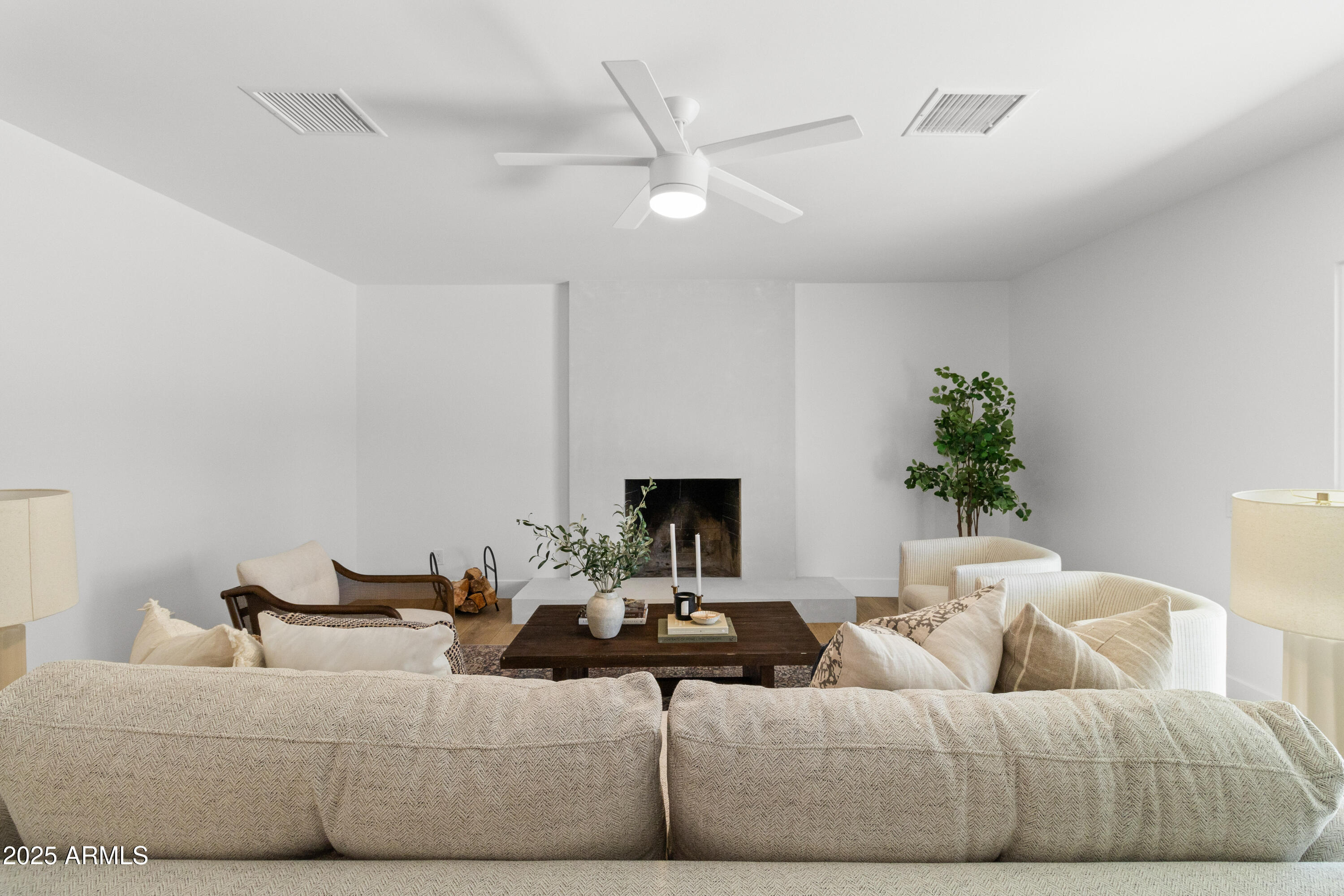 5331 E VIRGINIA Avenue