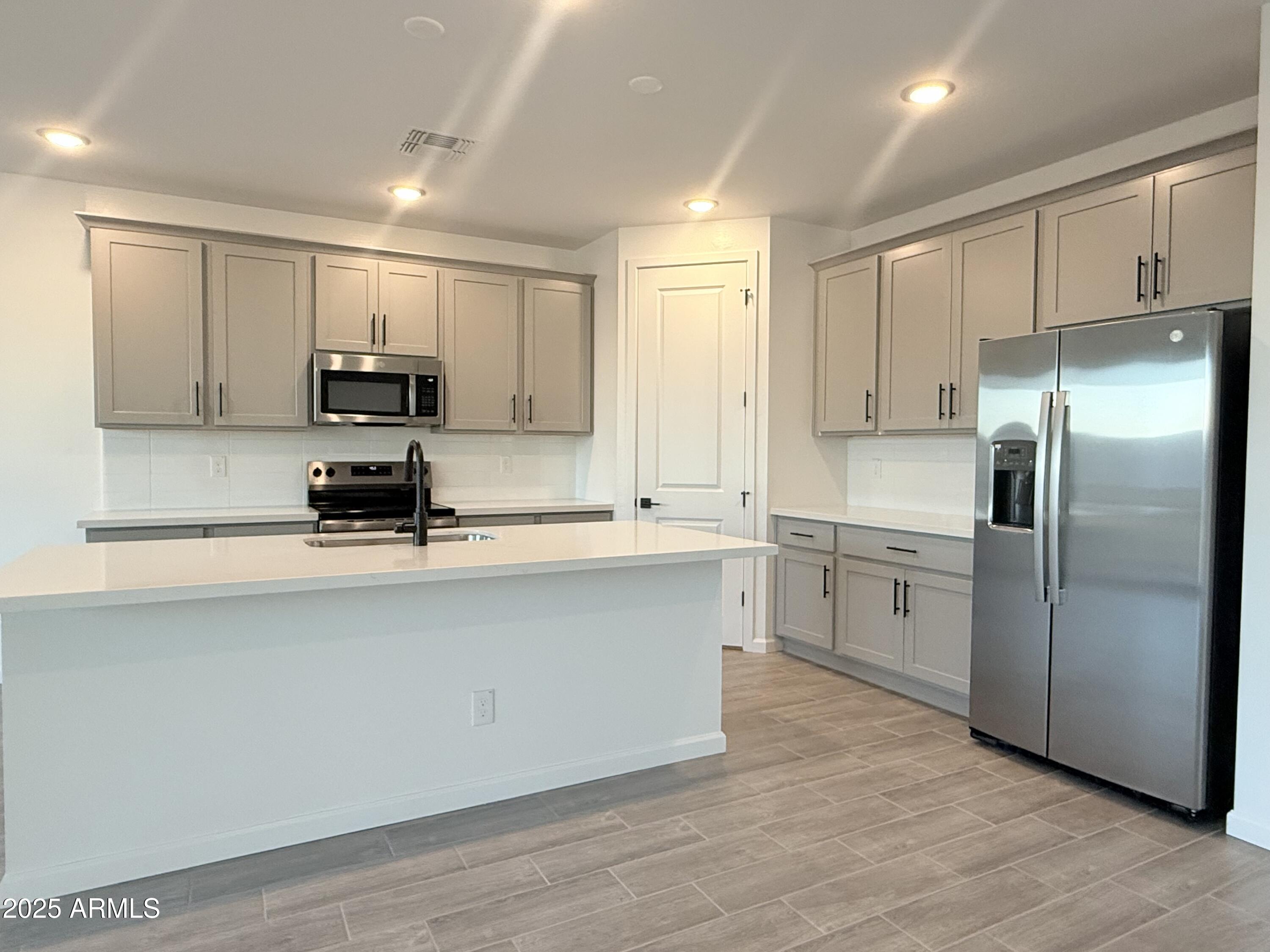 2487 E ROLLING PRAIRIE Lane