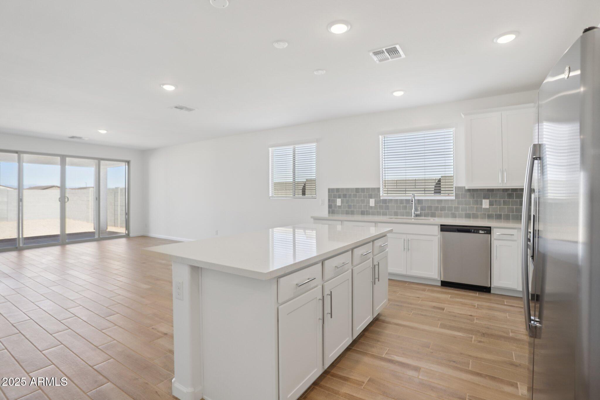 18254 W CAMINO DE ORO