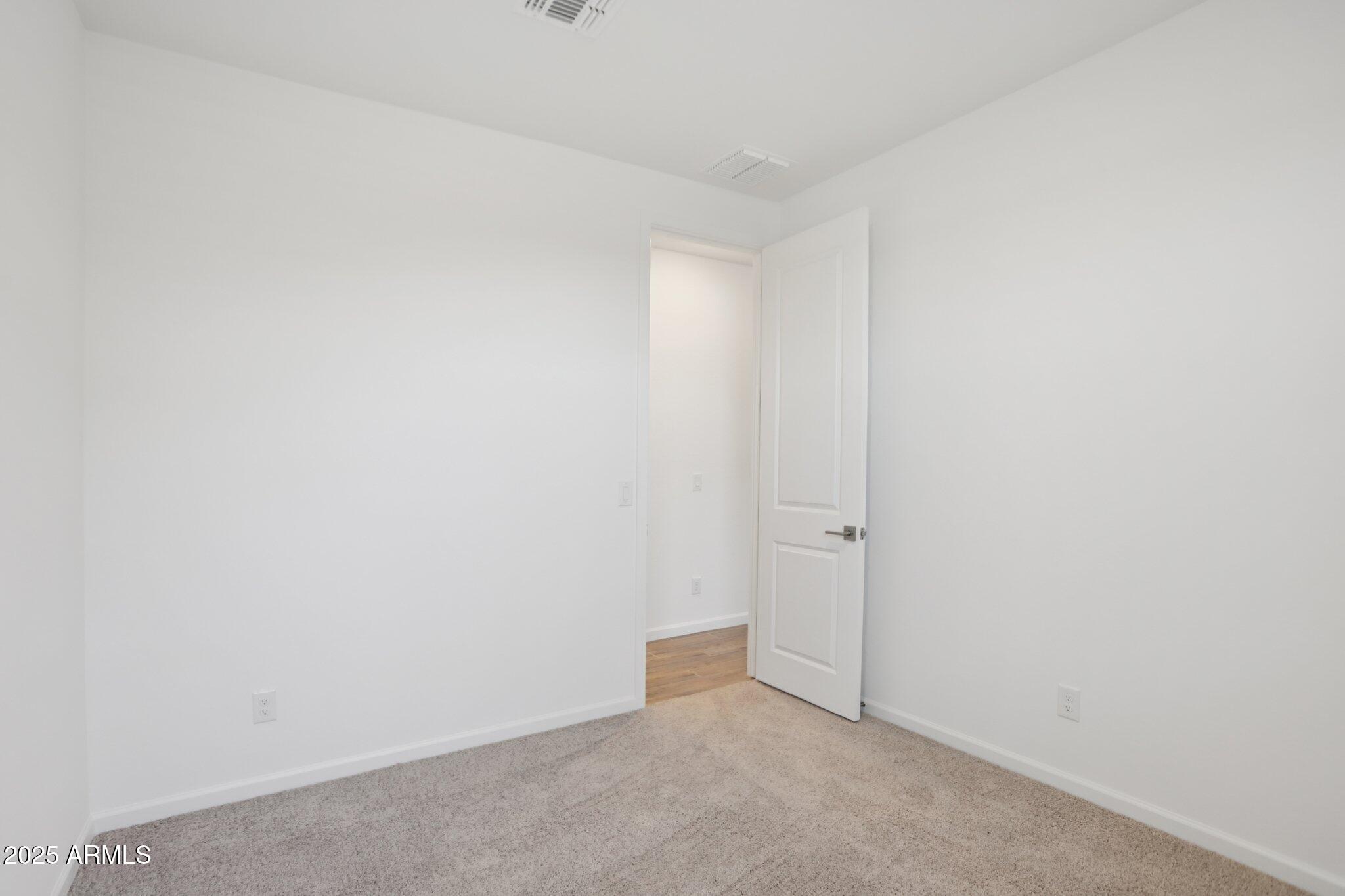 18254 W CAMINO DE ORO