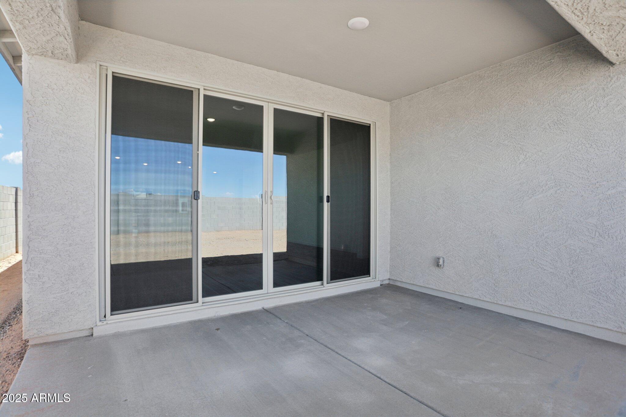 18254 W CAMINO DE ORO