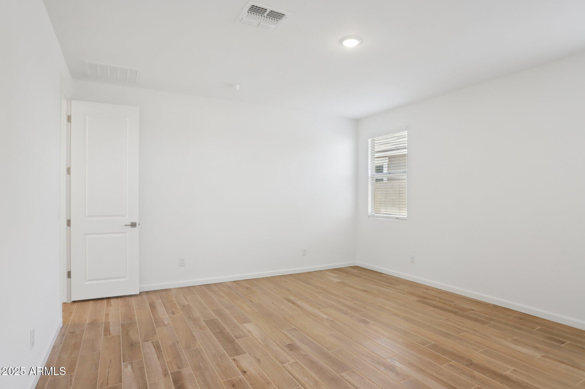 18254 W CAMINO DE ORO