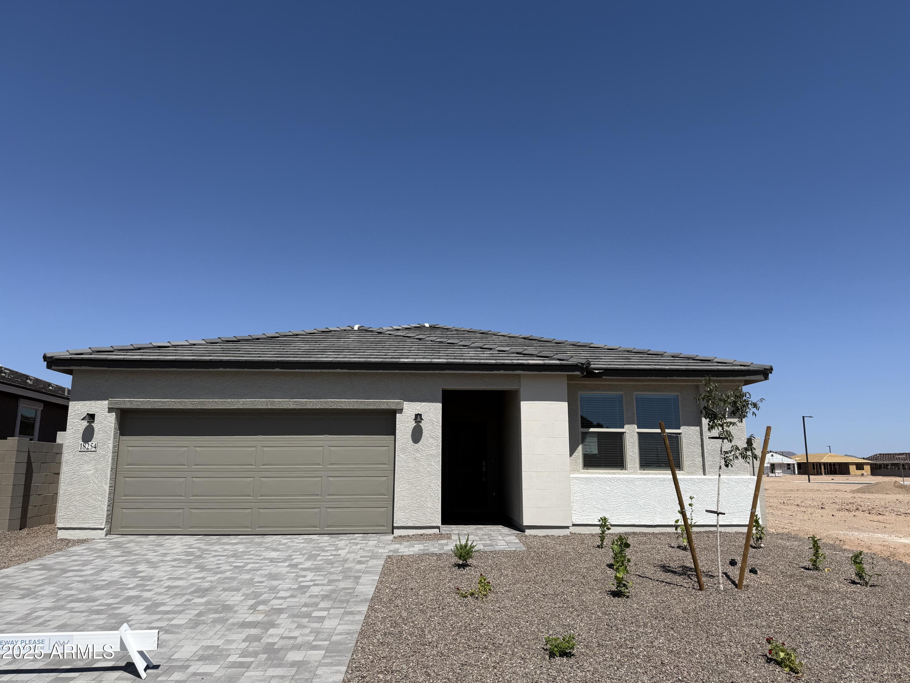 18254 W CAMINO DE ORO