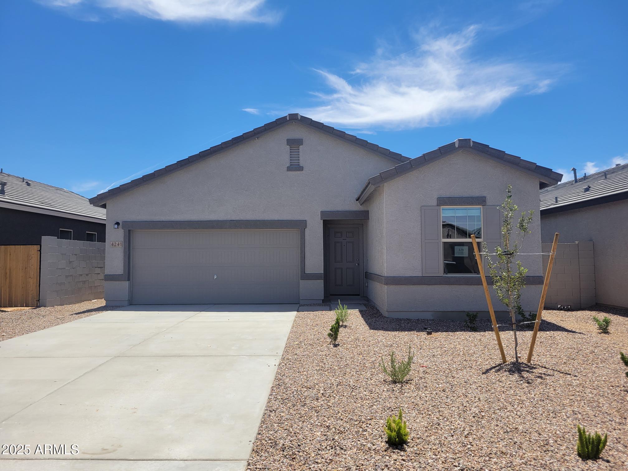 4241 E Kolin Lane